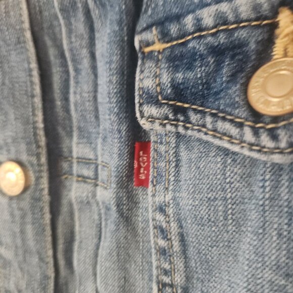VTG Women’s Levis Denim Jacket Type 1 Cropped Cotton Red Tab Womens Medium - Picture 8 of 16